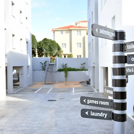 The Nest 아파트 *